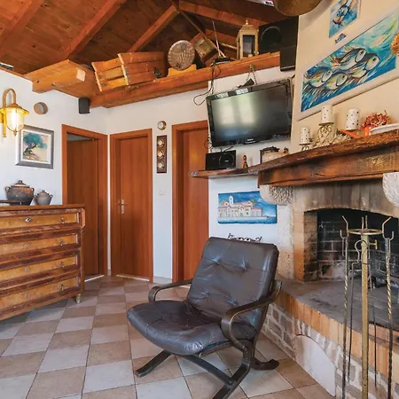 Semesterbostad Lovely In With House Sea View *