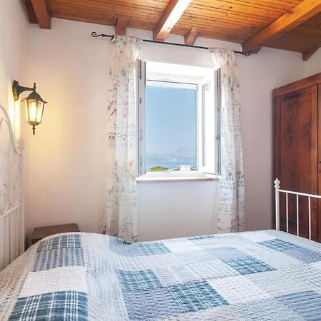 Lovely In With House Sea View * Postira
